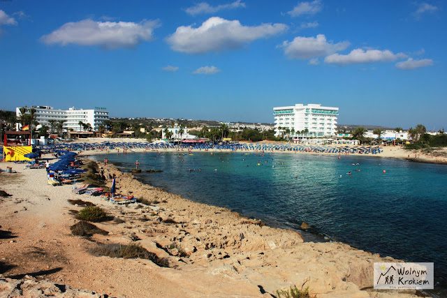 Ayia Napa plaża Vathia Gonia Cypr