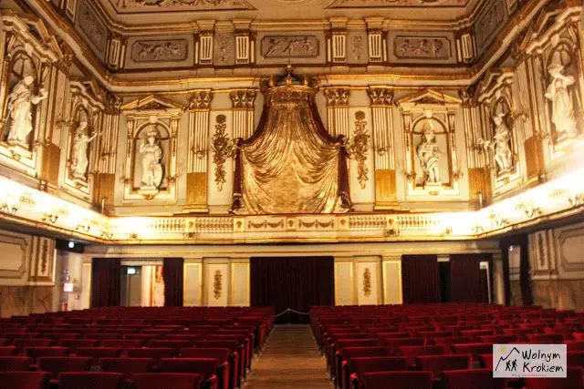 Pałac Królewski w Neapolu - sala koncertowa