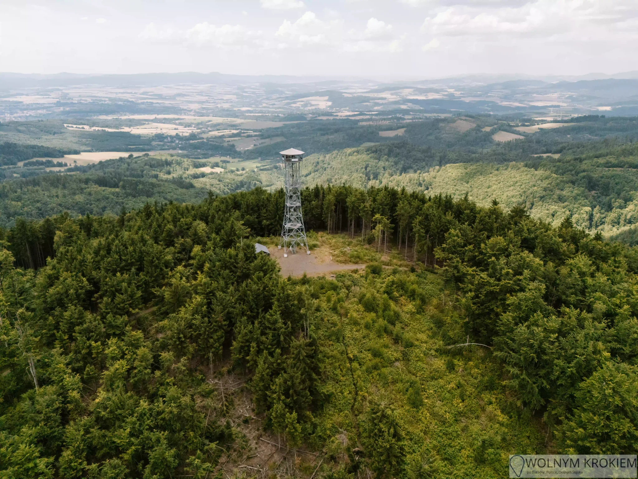 Kłodzka Góra najszybszy szlak z Przełęczy Kłodzkiej – mapa i wieża widokowa