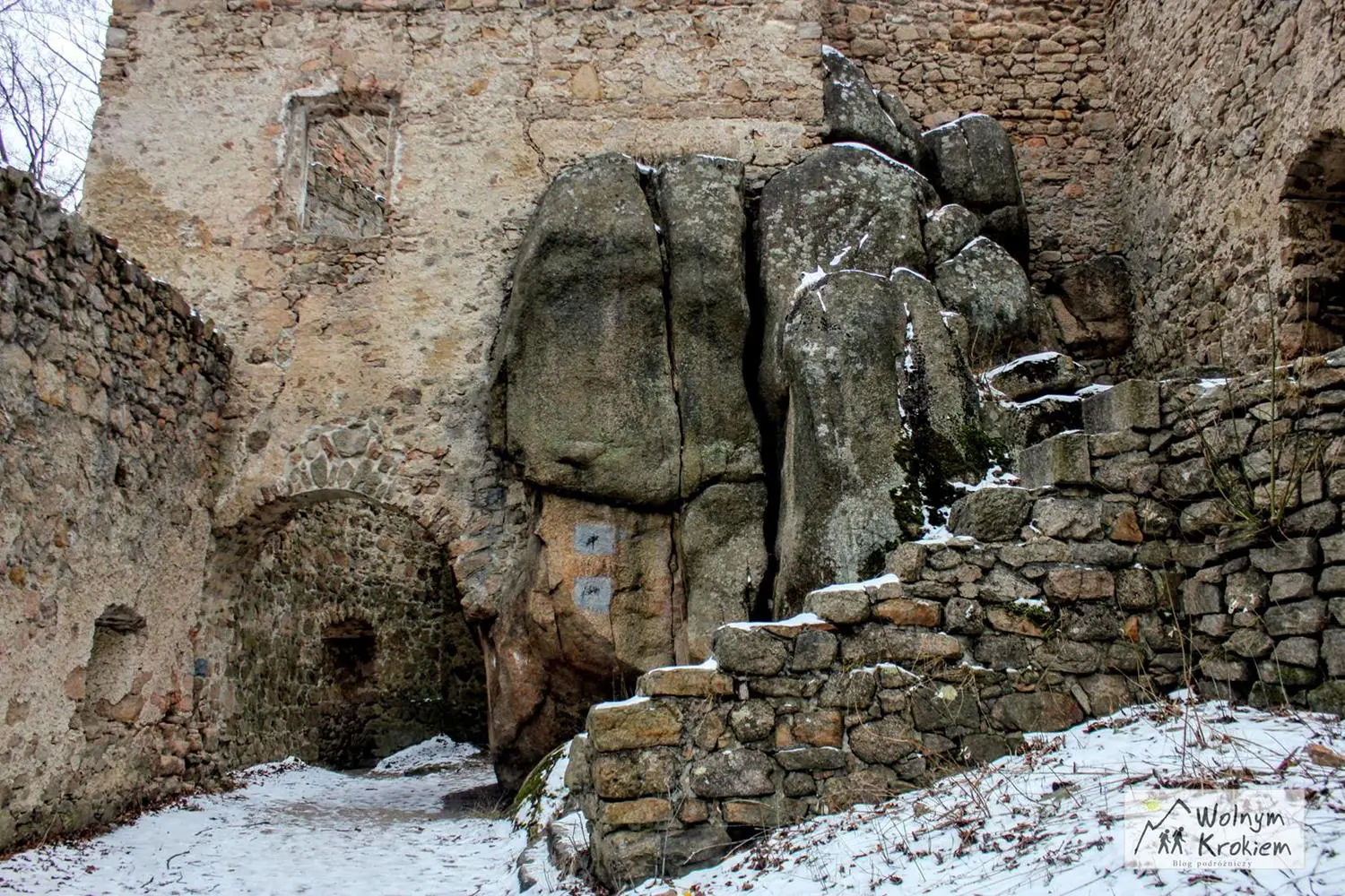 Ruiny Zamku Bolczów w Rudawach Janowickich