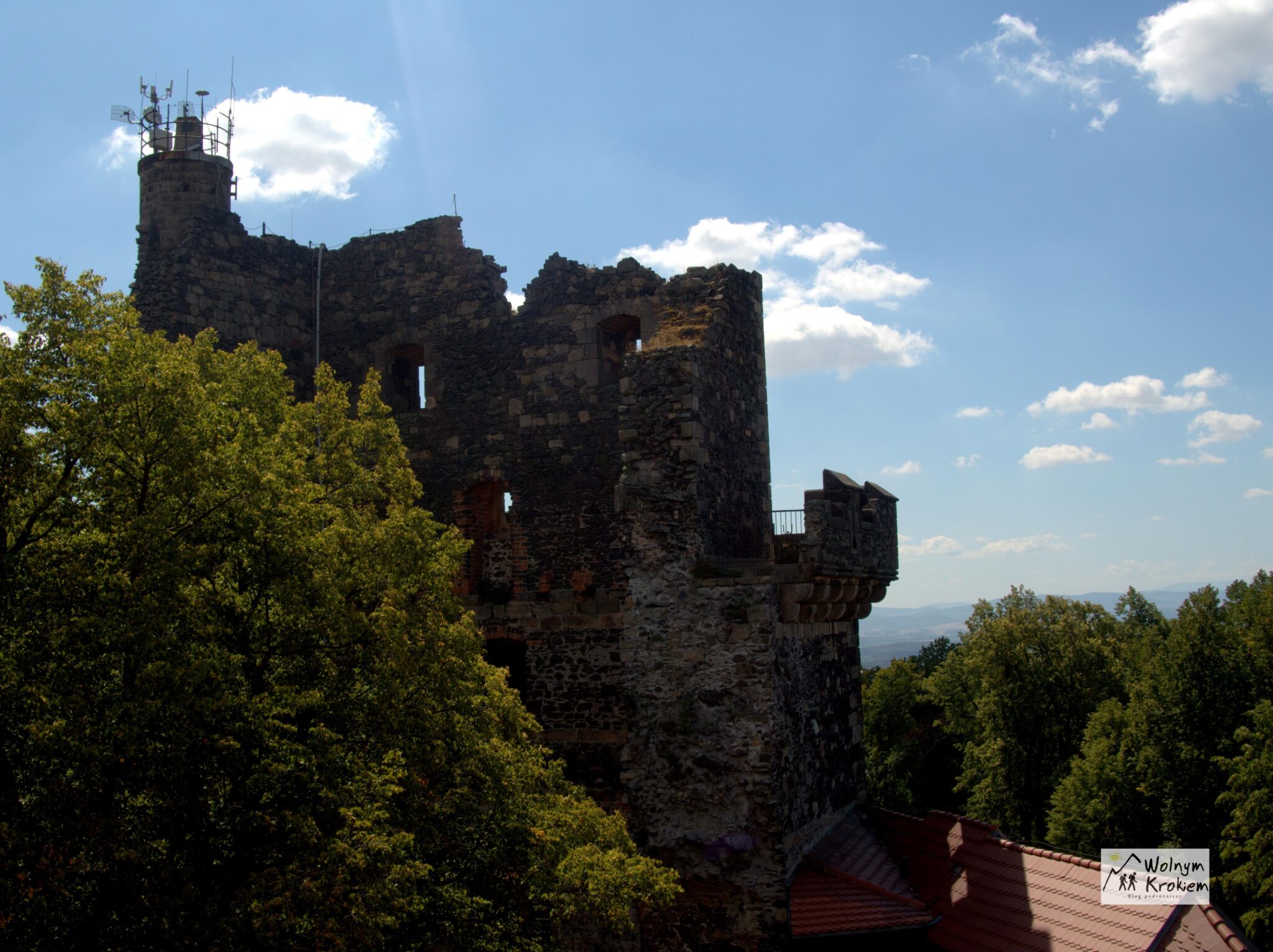 Zamek Grodziec - rycerska twierdza na szczycie wygasłego wulkanu