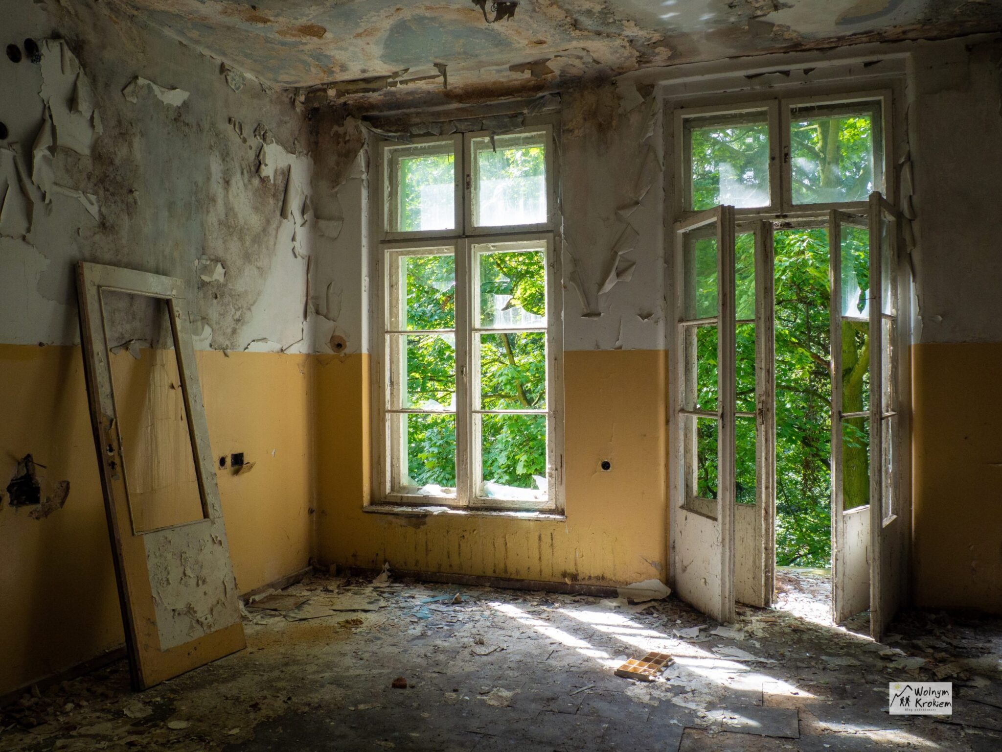 Opuszczony Szpital w Legnicy (13)